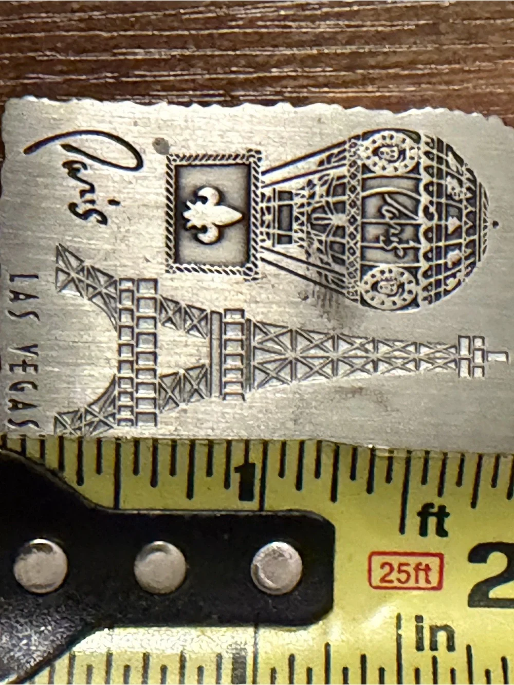 Paris Las Vegas Eiffel Tower Hot Air Balloon Metal Magnet Vintage Casino Resort